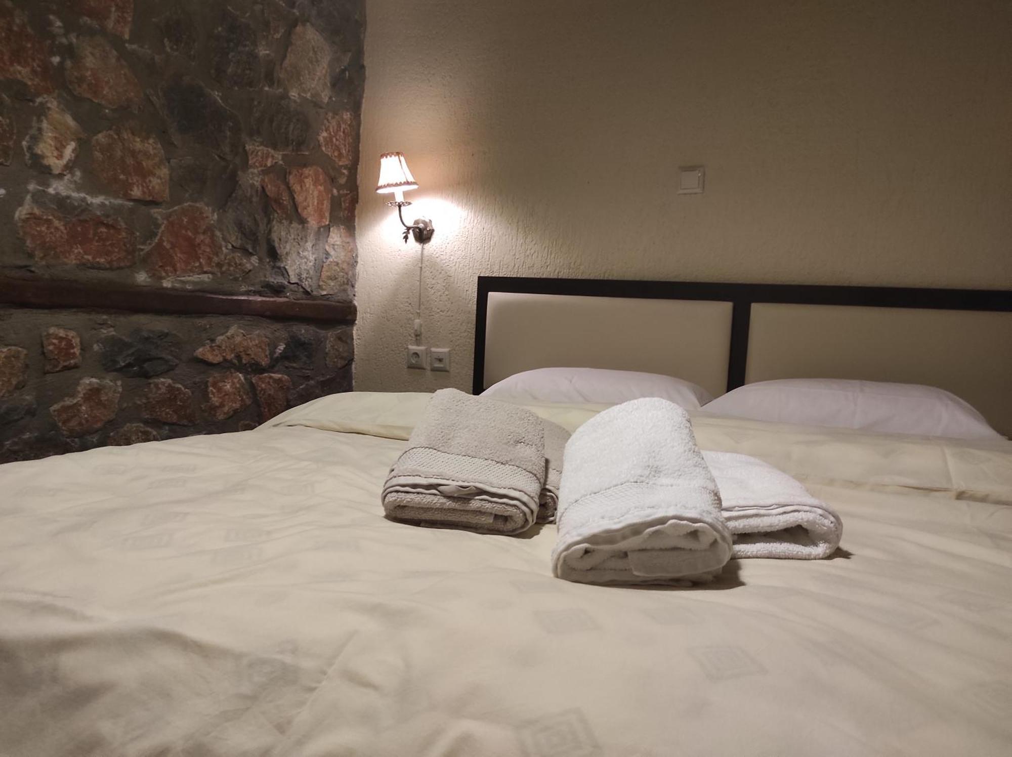 Παραδοσιακή Μεζονέτα Στον Π.Άγιο Αθανάσιο Apartment Agios Athanasios  Exterior photo