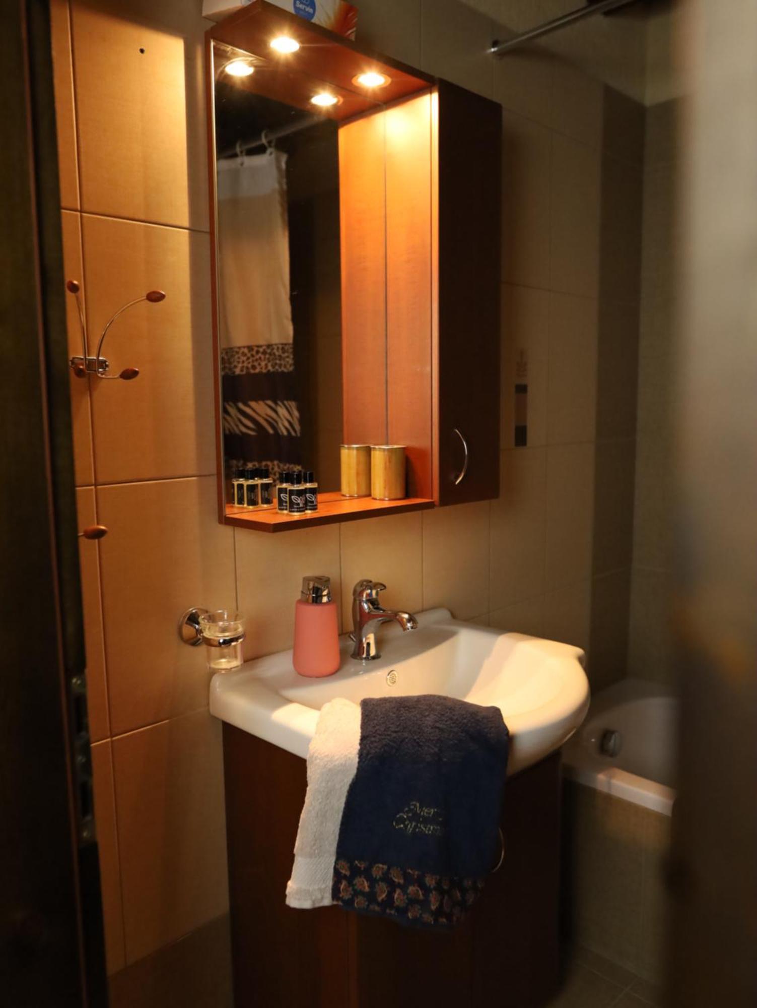 Παραδοσιακή Μεζονέτα Στον Π.Άγιο Αθανάσιο Apartment Agios Athanasios  Exterior photo